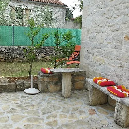 Holiday Ana Holiday home Buje